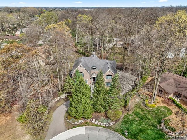 21480 Lujon Court, Northville, MI 48167