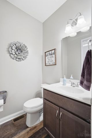 2716 Renaissance Boulevard, Middletown, OH 45005