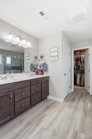 2716 Renaissance Boulevard, Middletown, OH 45005