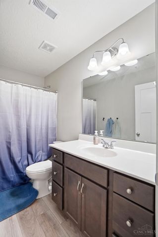 2716 Renaissance Boulevard, Middletown, OH 45005