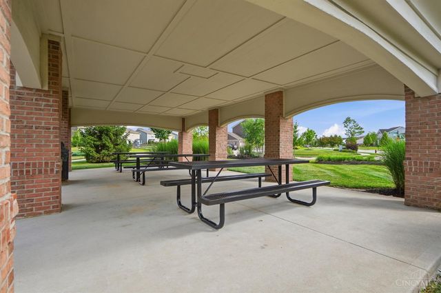 2716 Renaissance Boulevard, Middletown, OH 45005