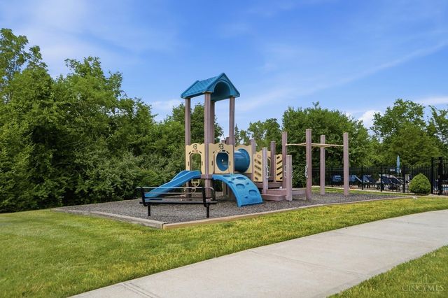 2716 Renaissance Boulevard, Middletown, OH 45005