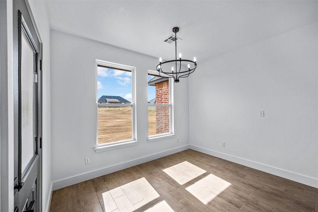 5701 Tadpole Dr, Elgin, OK 73538