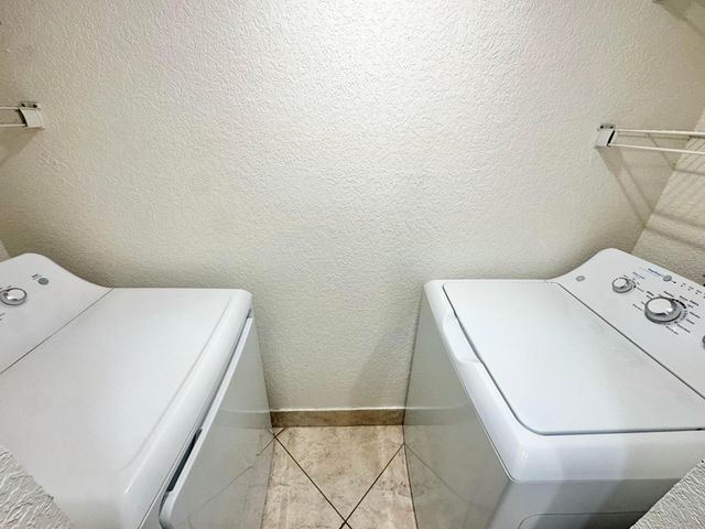 208 Lake Arbor Drive, Palm Springs, FL 33461