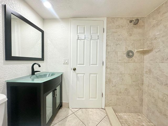 208 Lake Arbor Drive, Palm Springs, FL 33461