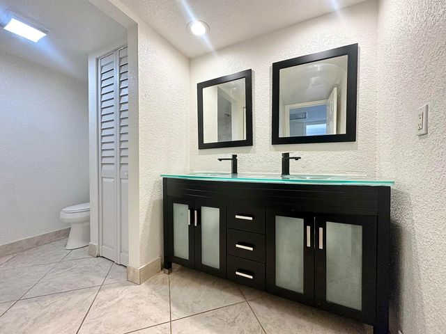 208 Lake Arbor Drive, Palm Springs, FL 33461