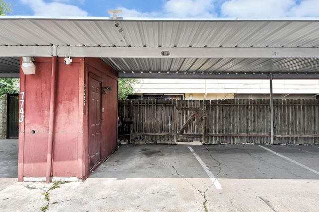 7747 Leonora, Houston, TX 77061
