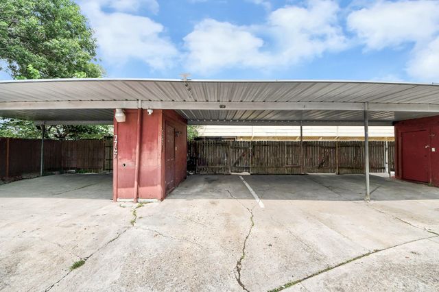 7747 Leonora, Houston, TX 77061
