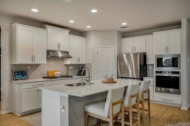 151 Inverness, Boerne, TX 78015