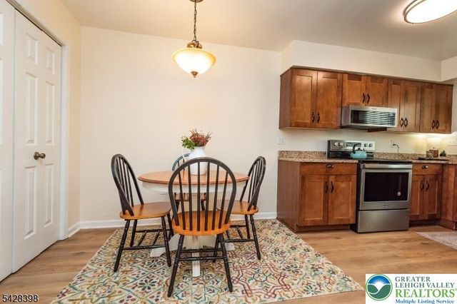 57 Oriole Drive, Other Nj Counties, NJ 07840