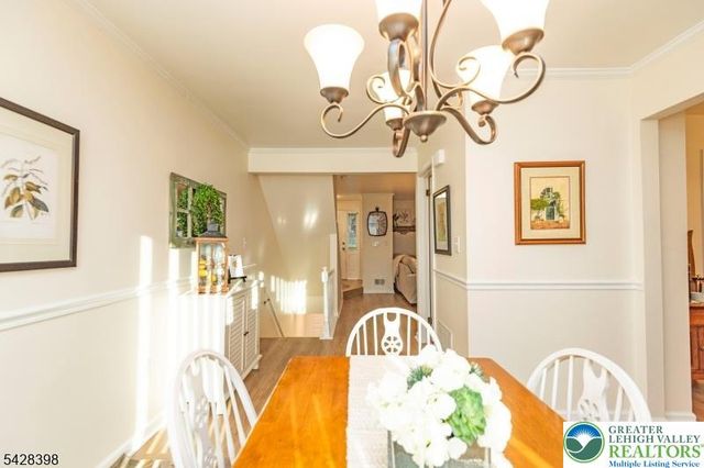 57 Oriole Drive, Other Nj Counties, NJ 07840