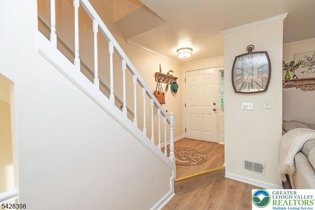 57 Oriole Drive, Other Nj Counties, NJ 07840