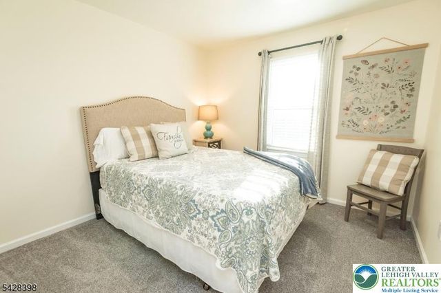 57 Oriole Drive, Other Nj Counties, NJ 07840