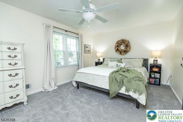 57 Oriole Drive, Other Nj Counties, NJ 07840