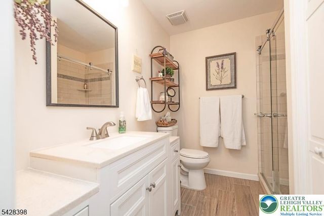 57 Oriole Drive, Other Nj Counties, NJ 07840