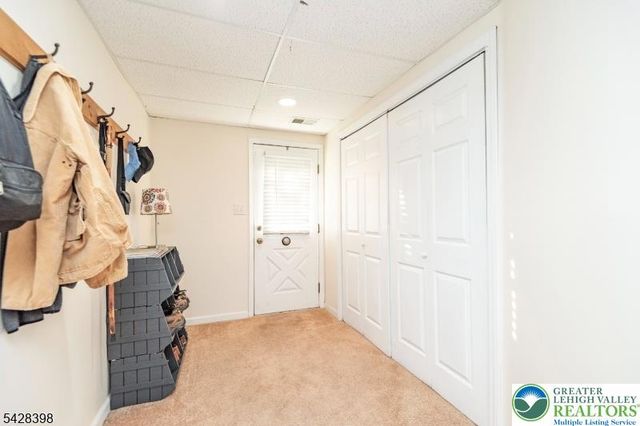 57 Oriole Drive, Other Nj Counties, NJ 07840