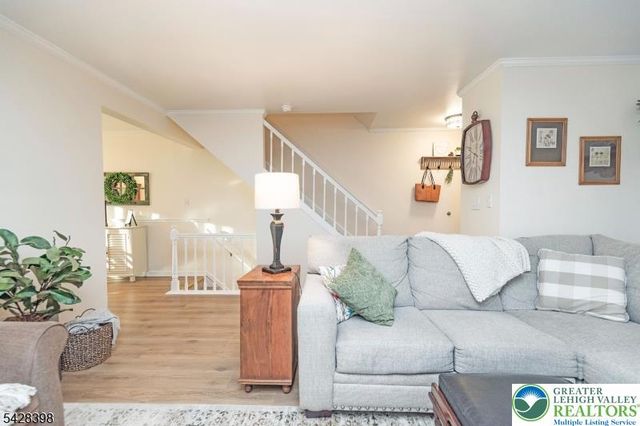 57 Oriole Drive, Other Nj Counties, NJ 07840