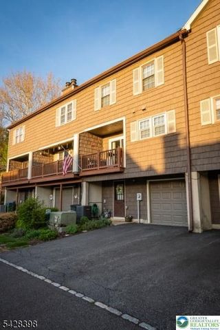 57 Oriole Drive, Other Nj Counties, NJ 07840