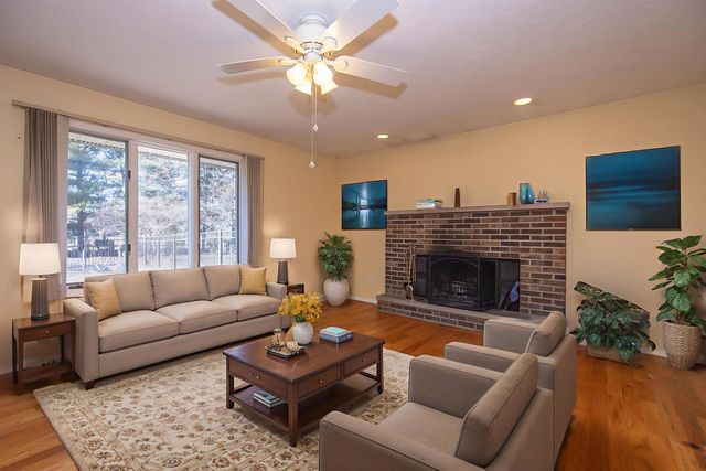 25011 W Ann Court, Plainfield, IL 60586