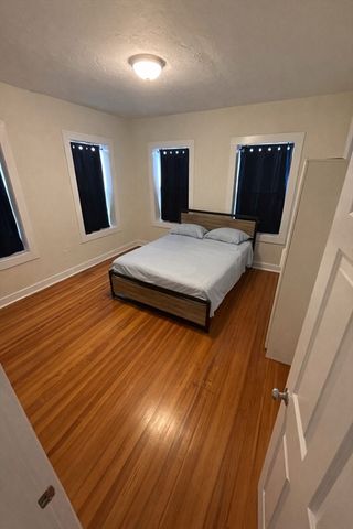 622 Columbia Rd 4, Boston, MA 02125