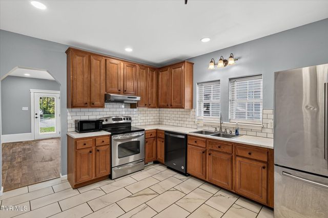 907 Marion Avenue, Bristol, TN 37620