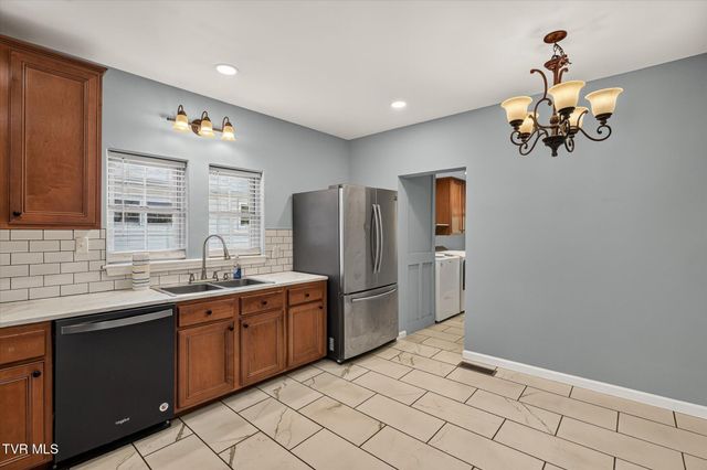 907 Marion Avenue, Bristol, TN 37620