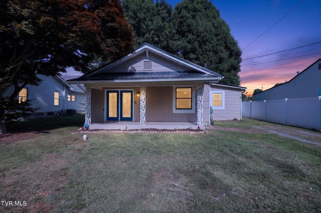 907 Marion Avenue, Bristol, TN 37620