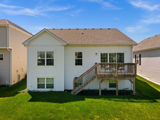 649 Elizabeth Street, Elburn, IL 60119