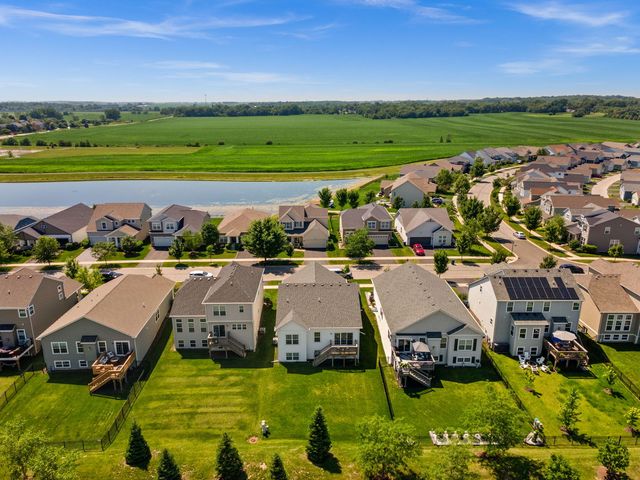 649 Elizabeth Street, Elburn, IL 60119
