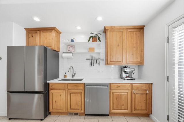 11746 S SUN TEA WAY, South Jordan, UT 84009