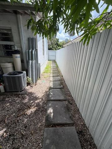 527 NW 91st Street 2, Miami, FL 33150