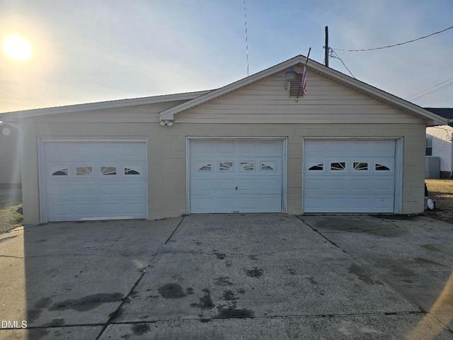 1685 Power Line Road, Elon, NC 27244