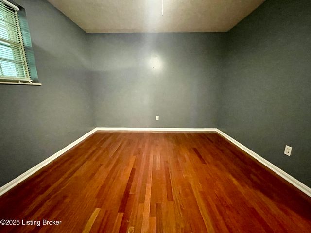 3107 Melody Acres Ln 4, Louisville, KY 40216