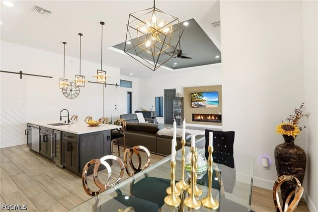 3325 SW 8th CT, Cape Coral, FL 33914