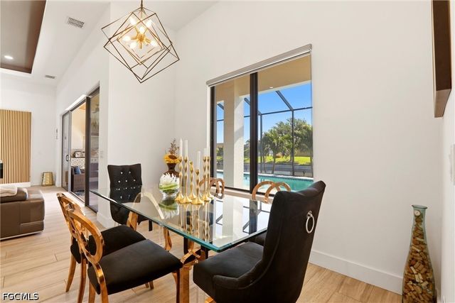 3325 SW 8th CT, Cape Coral, FL 33914