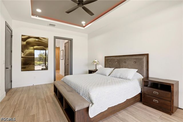 3325 SW 8th CT, Cape Coral, FL 33914