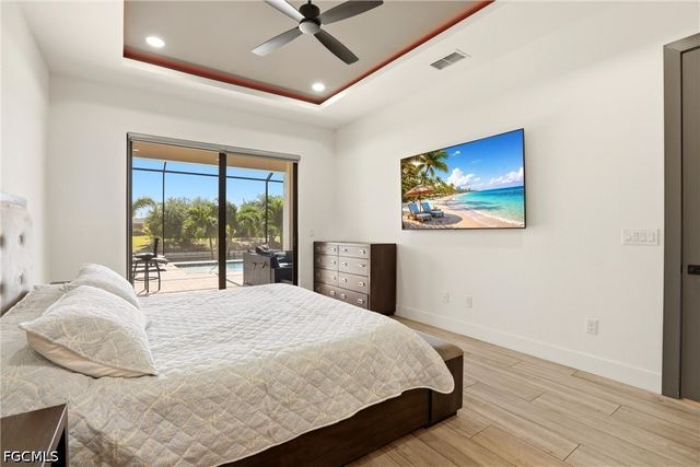 3325 SW 8th CT, Cape Coral, FL 33914