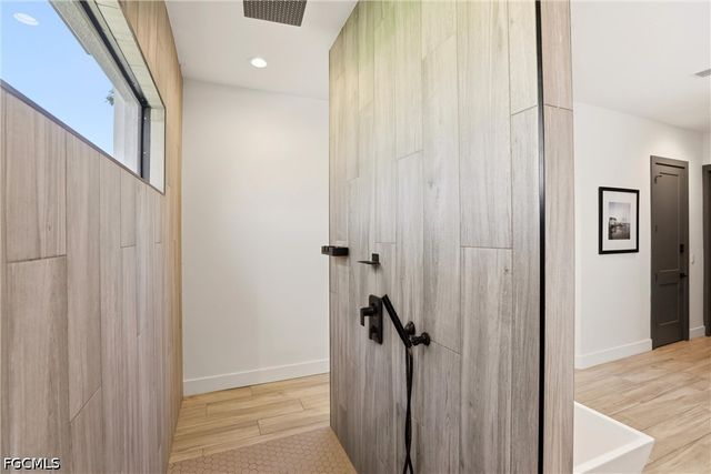 3325 SW 8th CT, Cape Coral, FL 33914