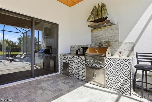 3325 SW 8th CT, Cape Coral, FL 33914