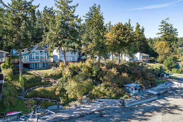 159 Harrington Lagoon Road, Coupeville, WA 98239