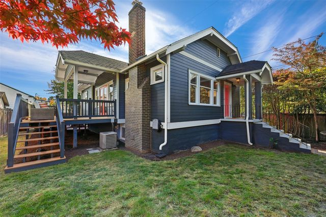 2305 NW 85th Street, Seattle, WA 98117
