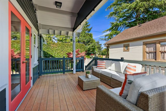 2305 NW 85th Street, Seattle, WA 98117