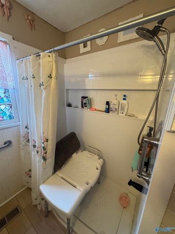 1607 College Street SE, Decatur, AL 35601