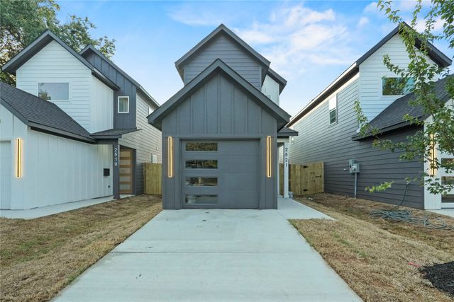 2521 Bethurum Avenue, Dallas, TX 75215