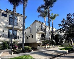 4328 Gentry Avenue 2, Studio City, CA 91604