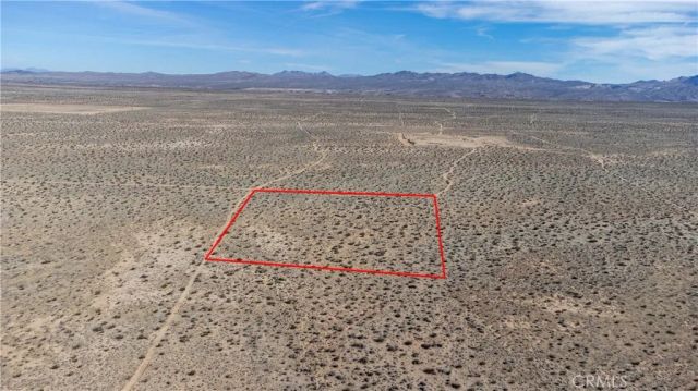 0 Auburn, Adelanto, CA 92301