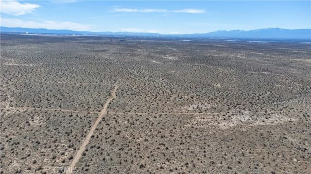 0 Auburn, Adelanto, CA 92301