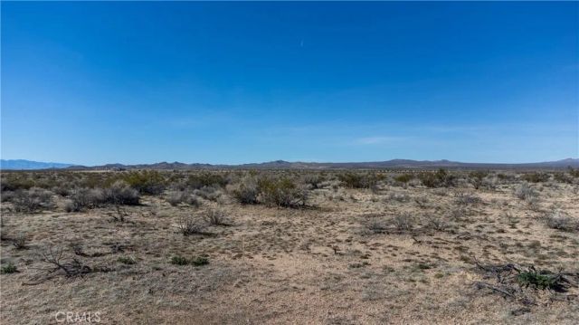 0 Auburn, Adelanto, CA 92301