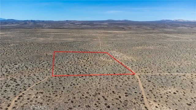 0 Auburn, Adelanto, CA 92301