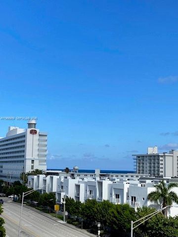 3201 NE 14th St Cswy 605, Pompano Beach, FL 33062